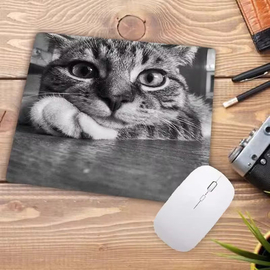 tapis de souris chat mimi gris